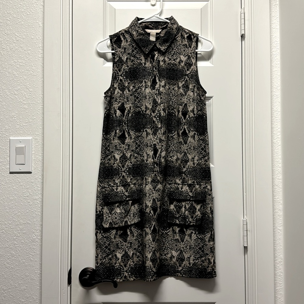 Banana Republic sleeveless shirt dress, python snake print US size 0